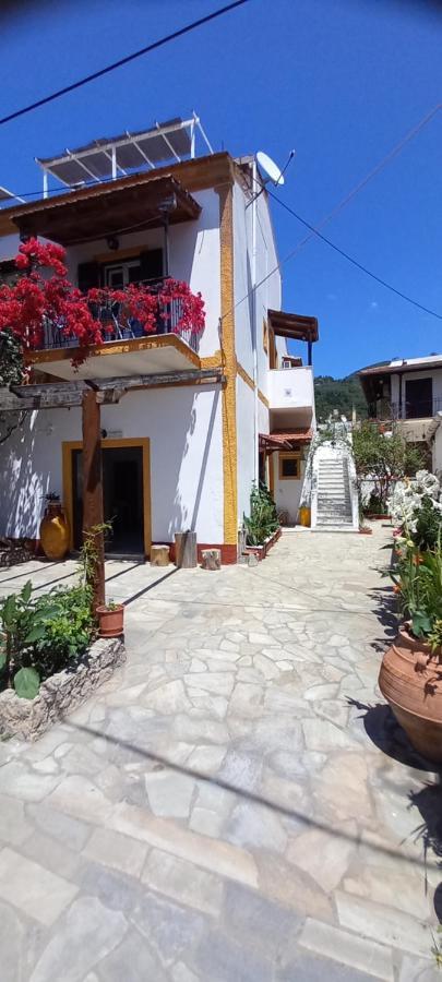 Nikis Apartments Agios Gordios  Luaran gambar