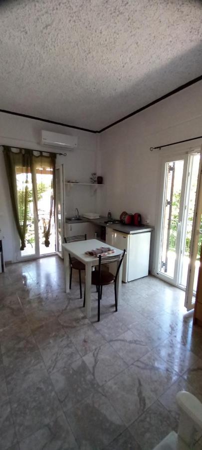 Nikis Apartments Agios Gordios  Luaran gambar