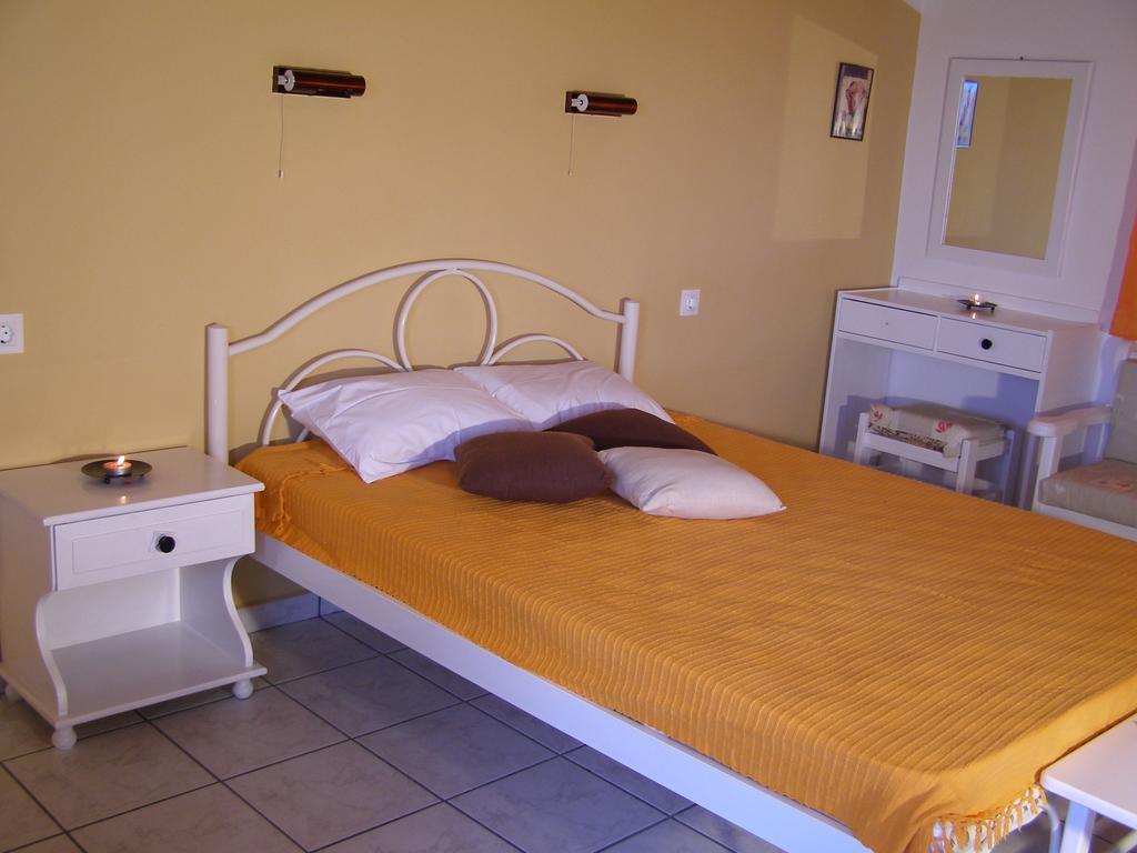 Nikis Apartments Agios Gordios  Luaran gambar